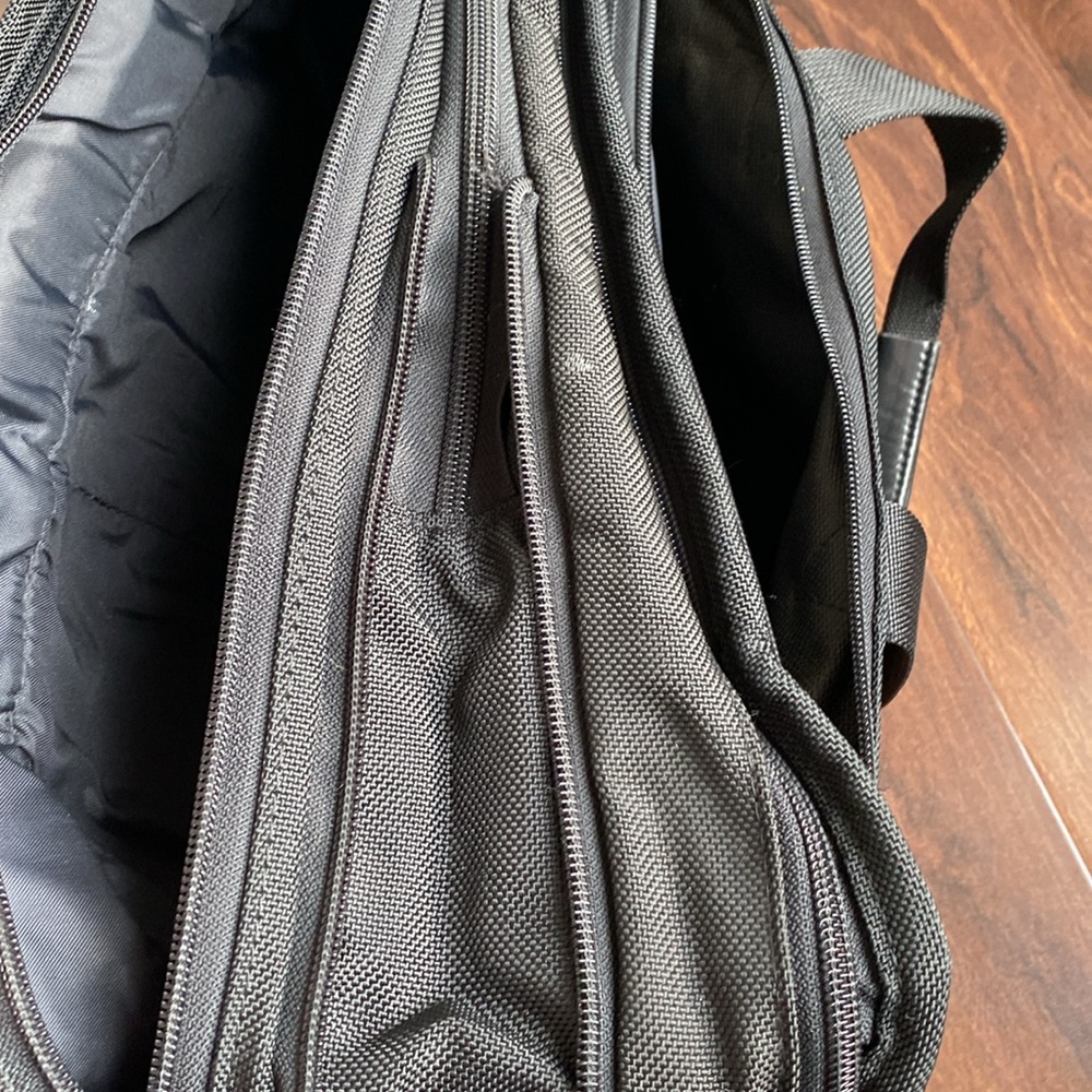 Tumi Ballistic Briefcase Soft Sided Bag - Picture 4 of 11